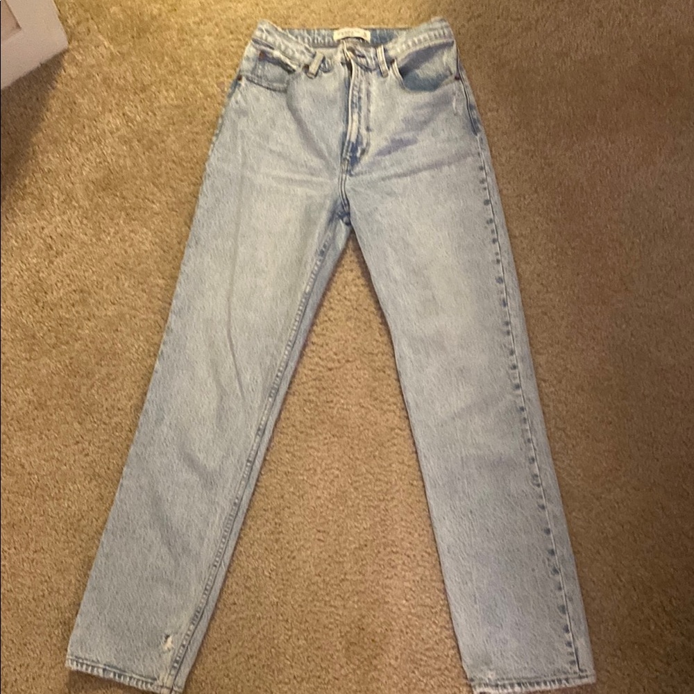 Abercrombie 90s Straight Ultra High Rise  Jeans